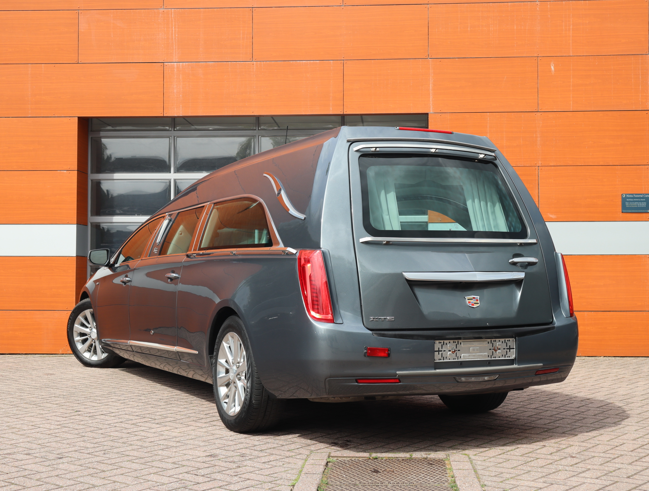 Cadillac XTS Echelon