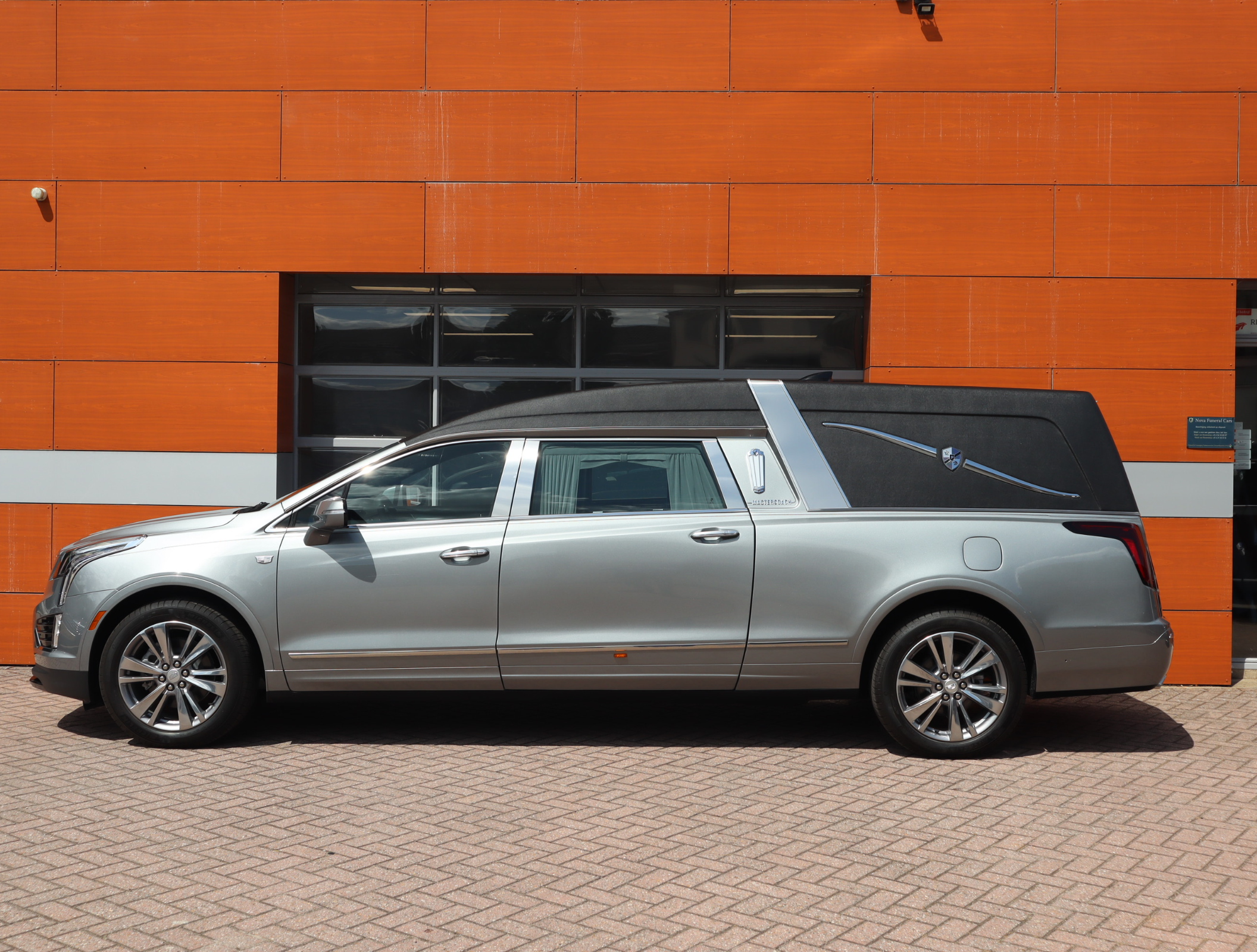 Cadillac XT5 Mastercoach by Platinum Coach